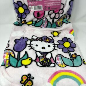 Hello Kitty Flower Easter Throw Blanket